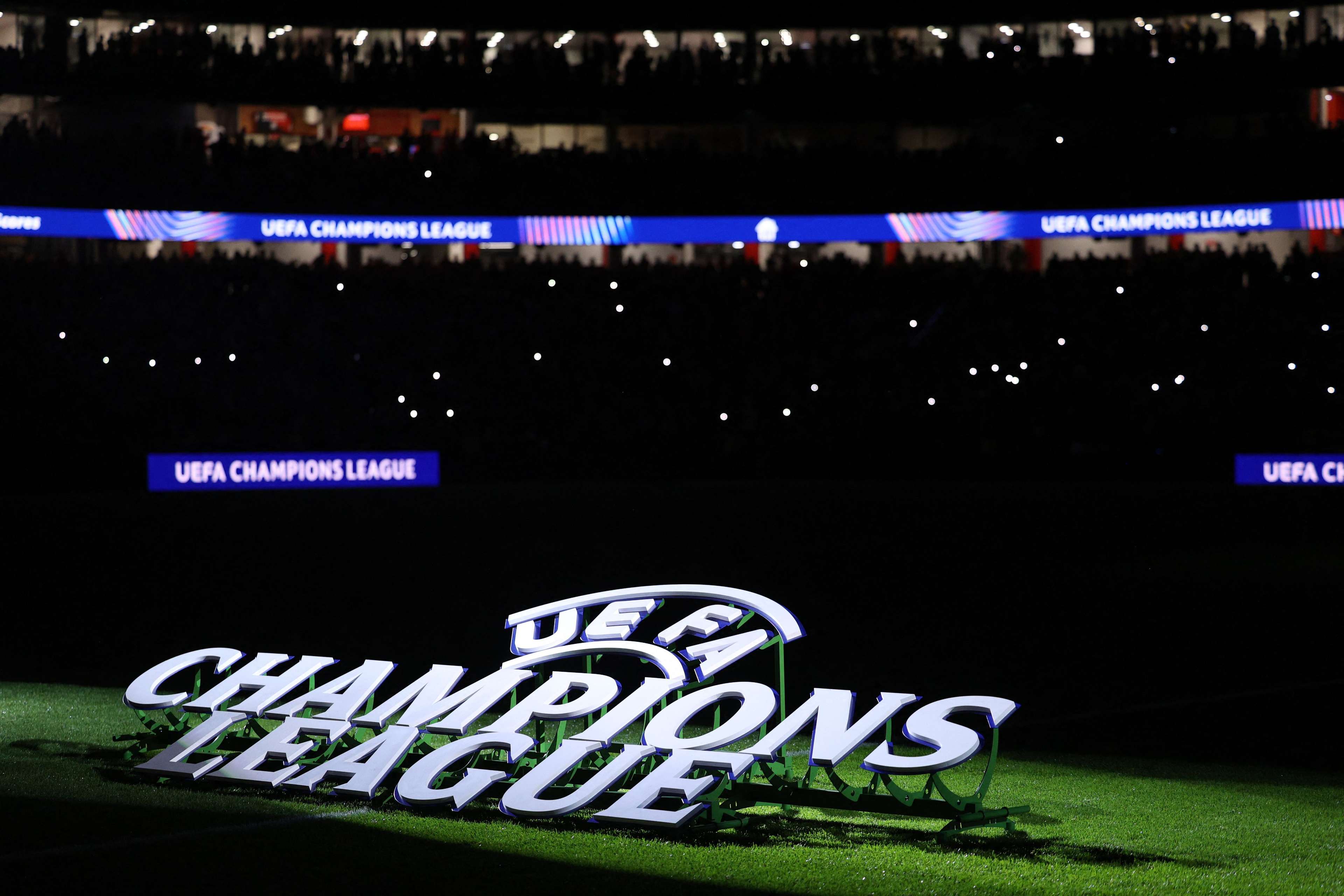 深圳队则依 深圳队则依